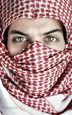 خلفيات رجال ملثمين بالشماغ خلفيات رجال ملثمين بالشماغ
