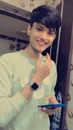 احلى صور ولد ضمن اجمل خلفيات فخمه كيوت 24 احلى صور ولد ضمن اجمل خلفيات فخمه كيوت 24