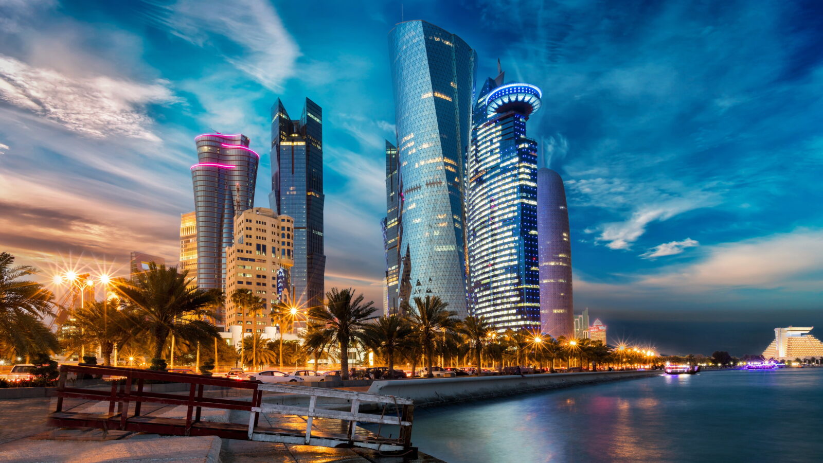qatar 4k 3 - وظائف فنادق حياة في قطر لجميع الجنسيات برواتب مغرية | مطلوب بشكل عاجل عدة تخصصات